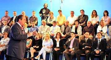 Δεν υπάρχει περιθώριο για ψήφο διαμαρτυρίας, είπε ο Κ.Καραμανλής από το Περιστέρι