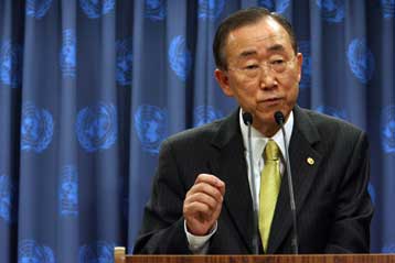 Να «αδράξουν την ευκαιρία» για λύση καλεί τους Χριστόφια και Ταλάτ ο ΓΓ του ΟΗΕ