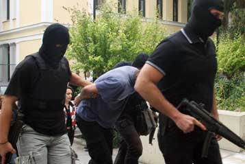 Προφυλακιστέος ένας εκ των κατηγορουμένων για συμμετοχή στους «Πυρήνες»