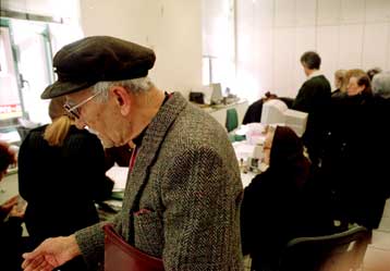 Στον «αέρα» οι συντάξεις σε ΙΚΑ και ΟΑΕΕ, ζητούν ενίσχυση 532 εκατ. ευρώ