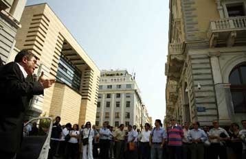 Αυξήσεις 5,5% στους τραπεζοϋπαλλήλους με παρέμβαση της διαιτησίας