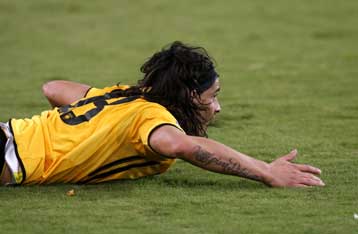 Τετ-α-τετ Ντούσκο με «Ζορό» για την αφλογιστία του