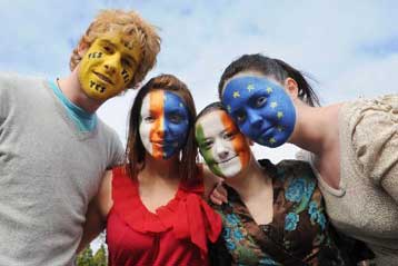 Σε κλίμα οργής και φόβου ψηφίζει την Παρασκευή η Ιρλανδία για τη Λισαβόνα