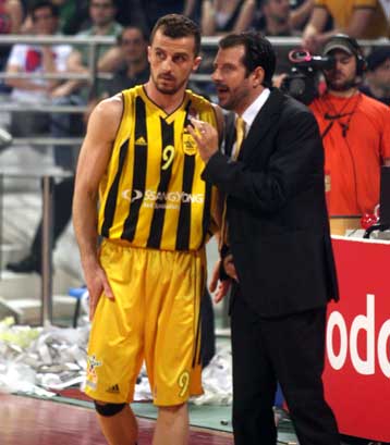 Νοκ άουτ ο Αργυρόπουλος ενόψει της ρεβάνς με το Μαρούσι στο ΟΑΚΑ