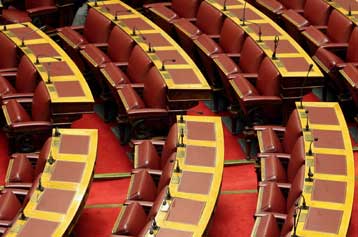 ΟΙ ΥΠΟΨΗΦΙΟΙ ΒΟΥΛΕΥΤΕΣ ΑΠΑΝΤΟΥΝ