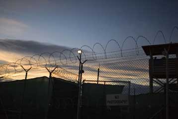 «Όχι» στη μεταφορά κρατουμένων του Γκουαντάναμο στις ΗΠΑ λέει η Βουλή των Αντιπροσώπων