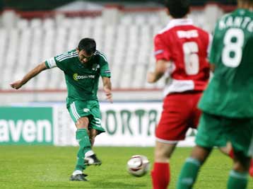 Πλησιάζει την 13η θέση στη βαθμολογία της UEFA η Ελλάδα