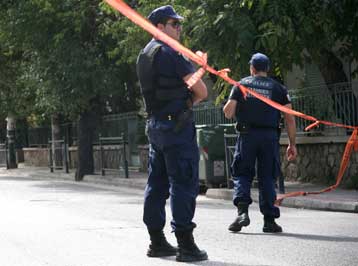 Στο μικροσκόπιο της Αντιτρομοκρατικής οι δράστες ένοπλης ληστείας σε τράπεζα