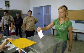 Έπεσε η αυλαία της προεκλογικής περιόδου, ο λόγος την Κυριακή στους ψηφοφόρους