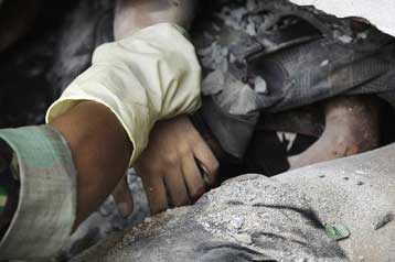 Διεθνής βοήθεια φθάνει για τους εγκλωβισμένους στα ερείπια της Σουμάτρα