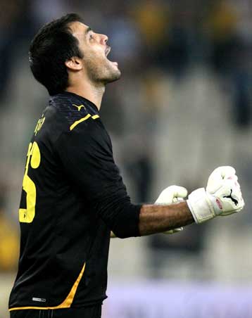 Κλίμα ανάκαμψης στην ΑΕΚ με «ντόπες» Σάχα και Ντούσκο