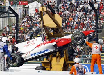 Ο Φέτελ πήρε την pole στα… συγκρουόμενα της Σουζούκα