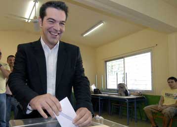 Στην ξεχασμένη κοινωνία αναφέρθηκε ο Αλ.Τσίπρας, ψηφίζοντας στους Αμπελόκηπους