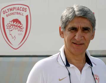 Τα πάντα… όλα στόχος του Γιαννάκη με τον Ολυμπιακό