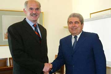 Στη στενή συνεργασία με την Αθήνα προσβλέπει η Λευκωσία μετά τις εκλογές