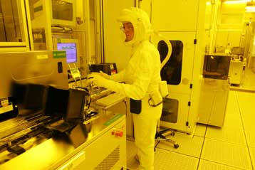 Σε ετήσια αύξηση 3% στις θέσεις εργασίας ελπίζει η βιομηχανία Πληροφορικής