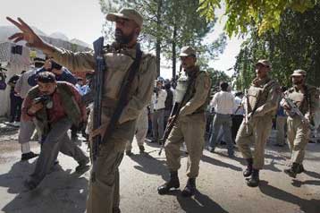 Οι Ταλιμπάν ανέλαβαν την ευθύνη για την επίθεση στα γραφεία του ΟΗΕ στο Πακιστάν