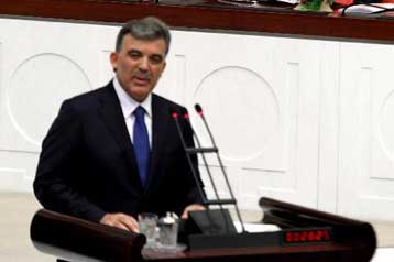 Πίστη στο ευρωπαϊκό κεκτημένο δηλώνει ο Γκιουλ πριν επισκεφθεί τη Γαλλία