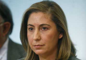 Αύξηση πόρων, διαφάνεια και προσλήψεις για την Υγεία, προωθεί η Μ.Ξενογιαννακοπούλου