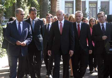 Αρχές και κατευθύνσεις για το κυβερνητικό έργο έδωσε ο Γ.Παπανδρέου