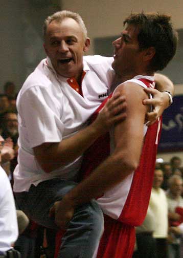 Η Νήαρ Ηστ έθεσε νοκ – άουτ το Περιστέρι, νίκη των Τρικάλων στη Λάρισα