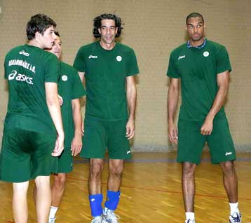 Χαμόγελα στον Παναθηναϊκό, παρά τη φιλική… ισοπαλία (2-2 σετ) με τον Πανελλήνιο