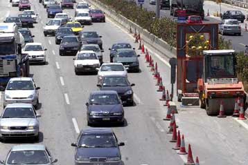 Μία λωρίδα, αλλά κανονικά διόδια στην εθνική οδό Κορίνθου-Πατρών