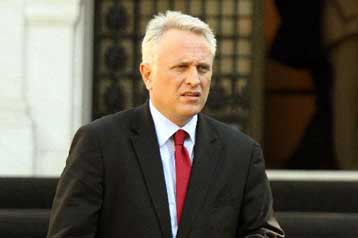 Με ανοιχτή διαδικασία η πλήρωση θέσεων γενικών γραμματέων και περιφερειαρχών