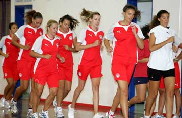 Εύκολη επικράτηση του Ολυμπιακού επί της Κερατέας