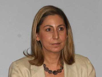 Τις παραιτήσεις των μελών όλων των επιτροπών ζητούν οι νέοι υπουργοί