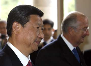 Στενότερες σχέσεις με την ΕΕ στον οικονομικό τομέα επιθυμεί η Κίνα