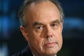 «Δεν παραιτούμαι» λέει ο Φρεντερίκ Μιτεράν, εν μέσω σκανδάλου για «σεξοτουρισμό»