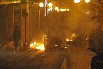 Και άλλες προσαγωγές από τα Εξάρχεια μετά από νέα επιχείρηση της Αστυνομίας