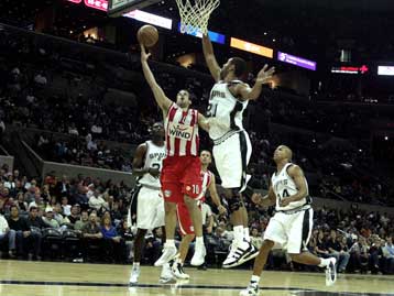 ΝΒΑer ο Ολυμπιακός, παρά την ήττα από τους Σπερς