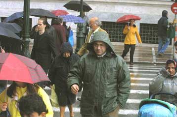 Αλλάζει ο καιρός με πτώση της θερμοκρασίας, βροχές και καταιγίδες