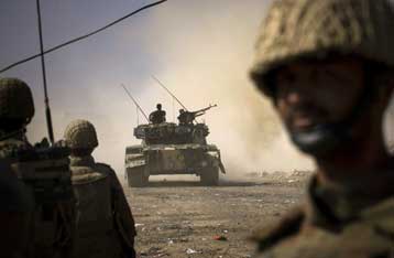 Επίθεση Ταλιμπάν στο αρχηγείο των πακιστανικών Ένοπλων Δυνάμεων