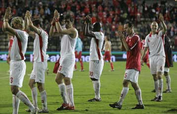 Έναν… βαθμό μακριά από το Μουντιάλ 2010 η Ελβετία, λίγες ελπίδες για το Ισραήλ