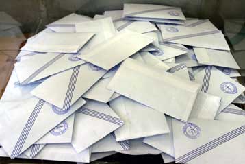 Με στοιχεία του γερμανικού μοντέλου το εκλογικό σύστημα που προωθεί το ΠΑΣΟΚ