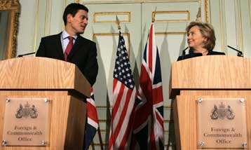 «Δεν κινδυνεύει το πυρηνικό οπλοστάσιο του Πακιστάν παρά τις επιθέσεις»