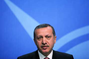 Για απόσυρση της Αρμενίας από το Ναγκόρνο-Καραμπάχ πιέζει ο Ερντογάν