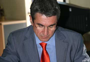 Απόπειρα παραβίασης της ιστοσελίδας του υπουργού Εργασίας Ανδρέα Λοβέρδου