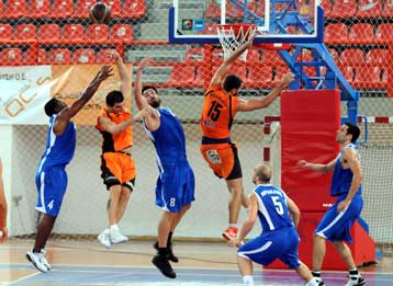 Πρόκριση του Ηρακλή επί της Ολυμπιάδας Πατρών με 79-69