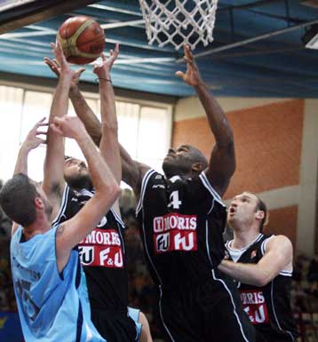 Ηρακλής-Νήαρ Ηστ και ΠΑΟΚ-Τρίκαλα στην επόμενη φάση του Κυπέλλου μπάσκετ