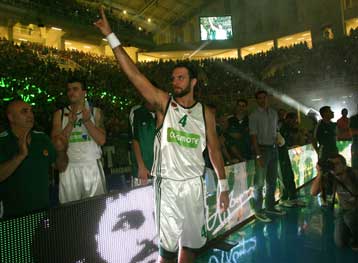 «Αλβέρτη εσύ θα είσαι για πάντα αρχηγός» στο αντίο του «Φράγκι»