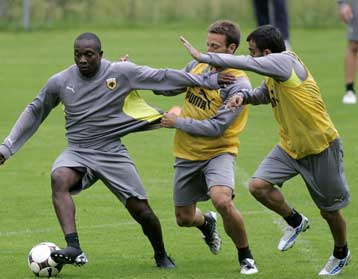 Φιλική νίκη της ΑΕΚ επί των Νέων με επιστροφή Καφέ και Ενσαλίβα