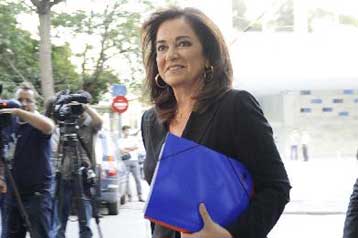 Υποψήφια για την προεδρία της ΝΔ και επισήμως η Ντόρα Μπακογιάννη