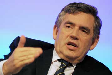 Επιστρέφει 12.800 ευρώ στο βρετανικό Δημόσιο ο Γκόρντον Μπράουν