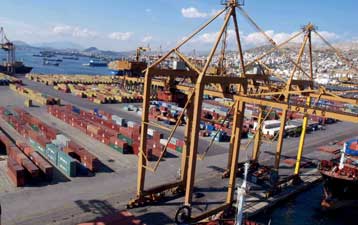 «Έμφραγμα» στην αγορά προκαλούν οι απεργιακές κινητοποιήσεις στον ΟΛΠ