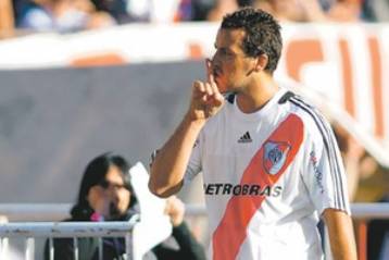 Οπαδοί απειλούν τους παίκτες της Ρίβερ Πλέιτ