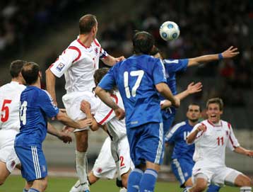 «Επαγγελματική» νίκη της Ελλάδας με 2-1 του Λουξεμβούργου και μπαράζ ενόψει Μουντιάλ